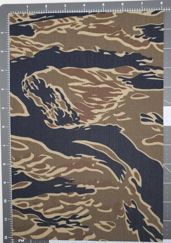 Miniatura 3 de Dangerfield Arms TackGear Wrap - Envoltura adhesiva de camuflaje Multicam Cordura de 8" x 12" pulgadas, 500 denier, parte trasera adhesiva