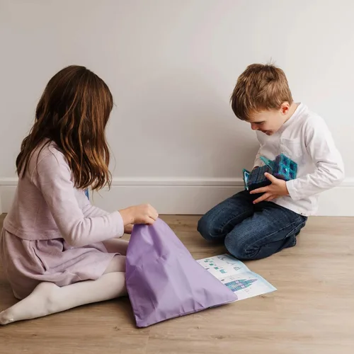 Miniatura 23 de Tytan Toys Disney Frozen - Azulejos magnéticos de castillo de princesa, juego de construcción STEAM de 68 piezas con azulejos con purpurina