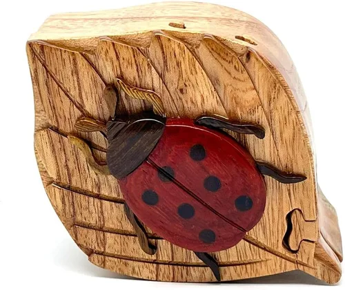 Miniatura 4 de Lady Bug - Caja de rompecabezas de madera secreta de Intarsia, hecha a mano de maderas exóticas naturales