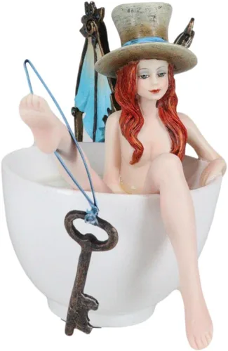 Ebros Gift Amy Brown - Taza de té Steampunk cerrajero portador de llaves con alas de dragón mecánicas y sombrero de copa en baño de té cálido,