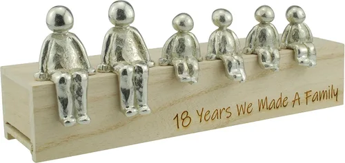 Miniatura 4 de Pirantin Idea del 18 aniversario – 18 años hicimos un adorno de metal familiar – Elige tu combinación familiar (1 niño)
