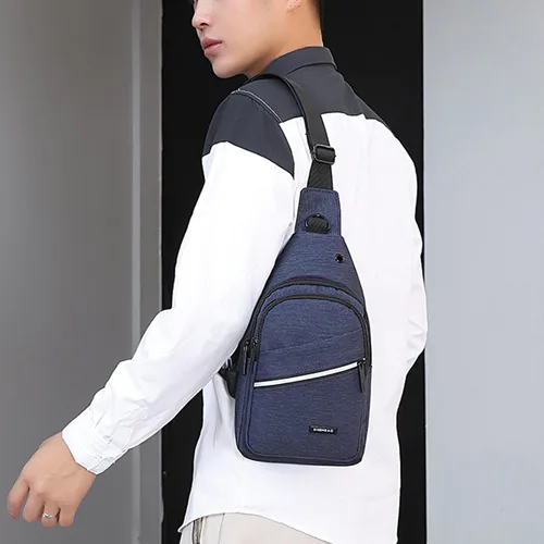 Miniatura 2 de Bolso bandolera para el pecho, hombro resistente al agua, bolso de viaje con una correa para hombres, mujeres y niños con agujero para auriculares