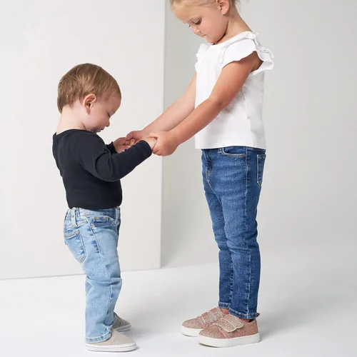 Miniatura 5 de Gerber Baby Toddler Straight Leg Stretch Denim Jeans
