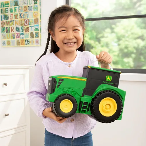 Miniatura 5 de TOMY John Deere Tractor Toys - Set de valor y estuche de transporte - Estuche de transporte portátil en forma de tractor con 10 compartimentos