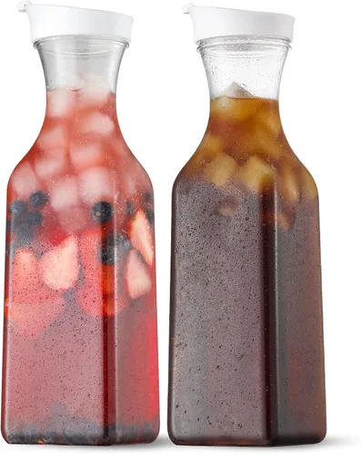 NETANY Jarra de agua de plástico de 50 onzas con tapa abatible, juego de 2 recipientes de jugo de base cuadrada, jarra de plástico transparente,