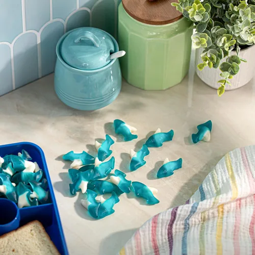 Miniatura 5 de Albanese Los mejores osos de goma azules del mundo 5 libras de caramelo Sin gluten, sin grasa, gomitas suaves y masticables Sabor a petardo