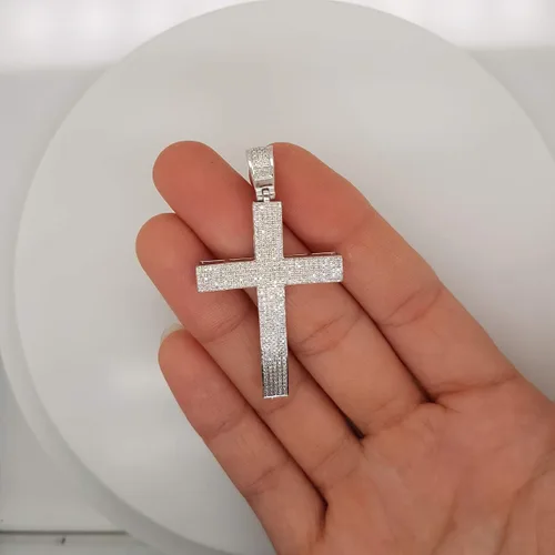 Miniatura 2 de Dazzlingrock Collection Colgante redondo de cruz religiosa hip hop de 073 quilates con cadena de 18 pulgadas 34 quilates disponible en metal de oro