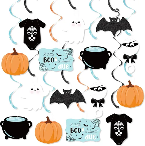 K KUMEED Decoraciones de Halloween para baby shower, 20 piezas Blue A Little Boo is Almost Due Colgantes de remolinos para niños, decoración de