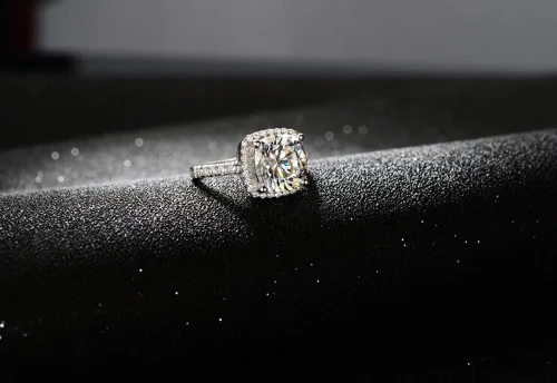 Miniatura 3 de Joyería 3 quilates VVS1 anillo de compromiso de diamantes simulados para mujer joyería de boda de plata, Diamante sintético