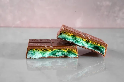Miniatura 4 de Carians Viral - Barra de chocolate con pelo de ángel italiano congelado, sabor a pistacho, kataifi y caramelo, ideal para regalo, aniversario, 3.88