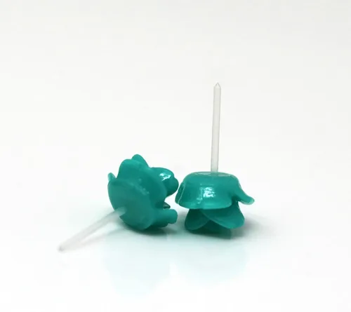 Miniatura 20 de Pendientes de poste de plástico hipoalergénico con forma de rosa de 0.354 in, orejas sensibles al metal