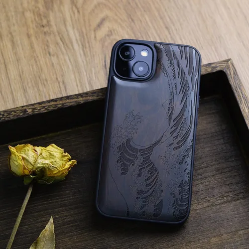Miniatura 7 de Carveit Funda magnética de madera para iPhone 13 [madera natural y TPU suave] Funda protectora de madera única y elegante a prueba de golpes
