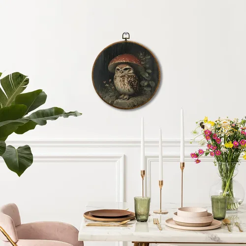Miniatura 2 de JUIOEIU Decoración de pared redonda de búho de hongo con núcleo de cabaña, impresiones en lienzo enmarcadas con diseño de búho lluvioso oscuro