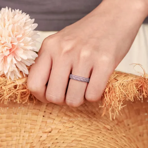Miniatura 14 de Egnaro Anillos de boda de silicona para ella, conjuntos de novia de goma para mujer, bandas finas, diseño trenzado de hojas apilables con ranuras