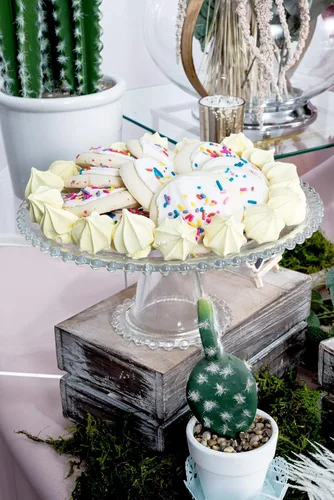 Miniatura 4 de Tarta de postre de pedestal con borde de cuentas de cristal de hasta 8 pulgadas para eventos especiales, eventos de boda, fiestas y decoración