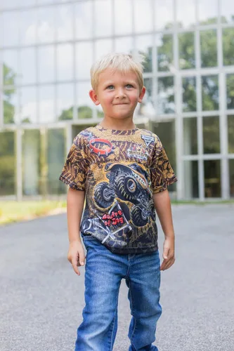 Miniatura 3 de Monster Jam Camiseta familiar a juego para niños pequeños a adultos Grave Digger El Toro Loco Megalodon
