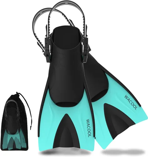 WACOOL Aletas cortas de viaje ajustables para adultos, tamaño de viaje, aletas de hoja corta para esnórquel, buceo, buceo, natación y entrenamiento