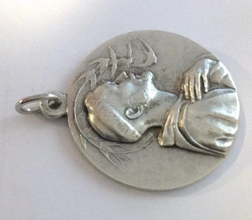 Miniatura 3 de Medalla de San Francisco de Asís Tamaño de la pájara 1260in Fabricado en alta resistencia
