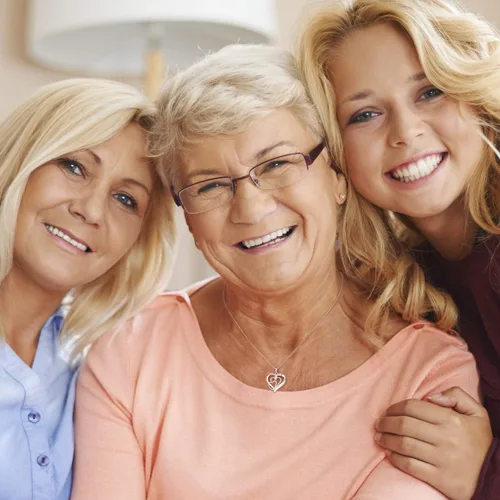 Miniatura 4 de Collar de tres generaciones para bisabuela de plata de ley 925 con 3 corazones de generación, regalo para cumpleaños del día de la madre