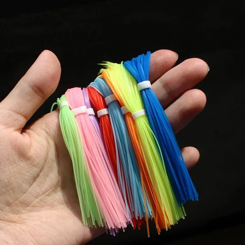 Miniatura 3 de Tigofly 16 paquetes de 5 pulgadas que brillan en la oscuridad luminosas 8 colores faldas de silicona piernas DIY cebo giratorio hilo de goma