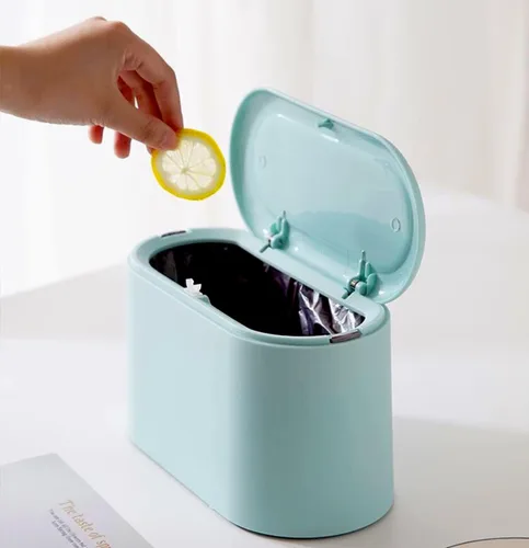 Miniatura 9 de LTWQLing - Bote de basura pequeño de plástico con tapa - Papelera emergente de 2 L para tocador de baño, escritorio, mesa o mesa auxiliar - Para