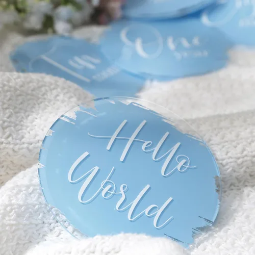 Miniatura 12 de UNIQOOO 13 tarjetas mensuales de hitos para bebés de 4 pulgadas con estampado beige, discos de accesorios para fotos, letrero de crecimiento redondo