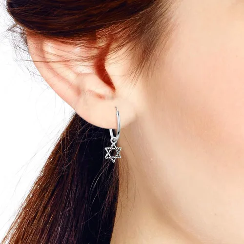 Miniatura 5 de AeraVida Aretes de aro simbólicos de plata de ley 925 con estrella judía de David Aretes de plata de ley con estrella de David para mujer Mini