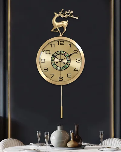 Miniatura 2 de Aero Snail Reloj de pared de 12.6 pulgadas, figura de reno redonda dorada, decoración de concha, reloj con péndulo oscilante, silencioso sin tictac