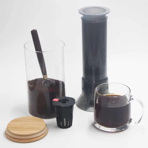 Miniatura 3 de BLACKSMITH FAMILY - Cafetera de prensa francesa – Prensa de café doble para cápsulas K Cup y café molido, preparación rápida para un sabor limpio