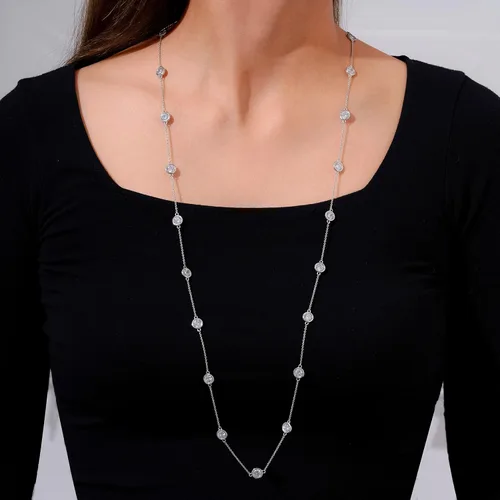 Miniatura 2 de Tienda Essentials Collar de plata de ley chapada en platino o oro hecho con circonitas Infinite Elements (anteriormente colección Tienda)