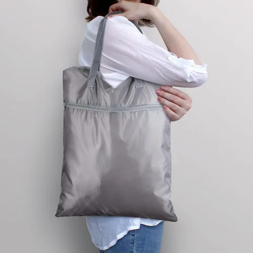 Miniatura 3 de 2 bolsas de lavandería de viaje impermeables con asa, bolsa de ropa sucia para viajes, cesta de lavandería colgante con dos bolsillos con Gris