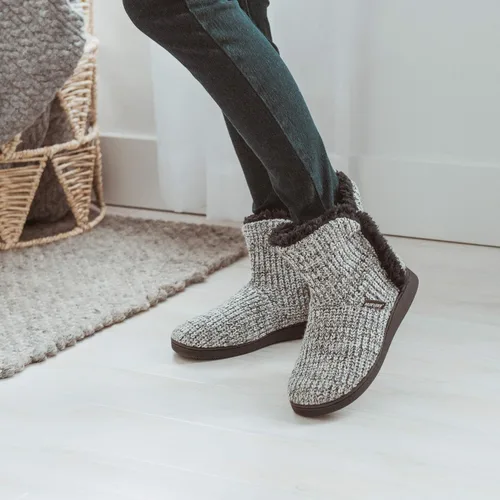 Miniatura 9 de MUK LUKS Women's Cheyenne Slippers