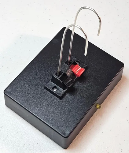 Miniatura 4 de Generador compacto EZ-1 básico de plata – Máquina de plata fresca que funciona con pilas – Kit portátil hace 32 onzas en 32 minutos (calibre 14)