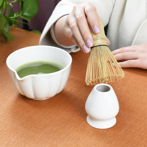 Miniatura 5 de Artcome Juego de té Matcha japonés de 4 piezas, cuenco Matcha con boquilla de vertido, batidor de matcha, cuchara de té, soporte para batidor, kit
