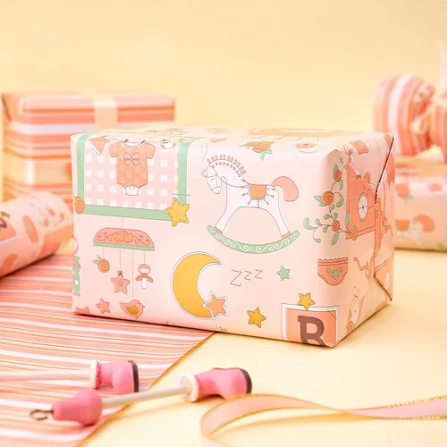 Miniatura 5 de WRAPAHOLIC - Papel de regalo reversible para bebé niña, mini rollo - 17 pulgadas x 33 pies - Diseño de bebé niña y rayas para baby shower, Bebita