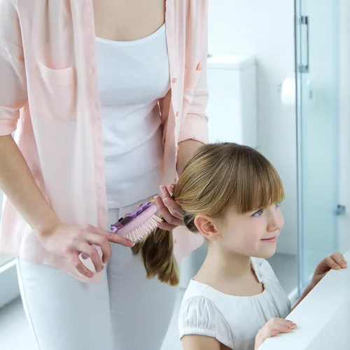 Miniatura 4 de Cepillo desenredante para niños pequeños, mini cepillo de masaje para niños con cojín de aire, para cabello fino de niños y niñas, color morado 4.
