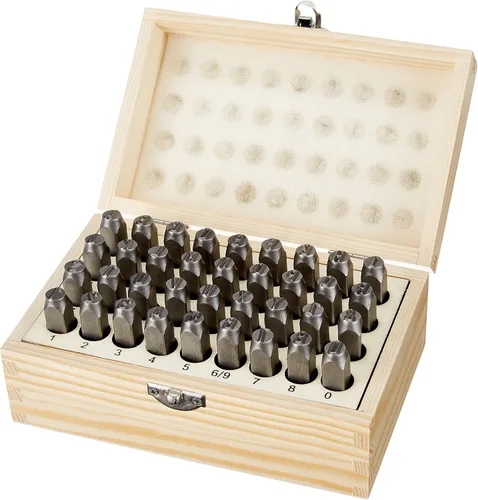 Miniatura 6 de Amazon Basics Kit de sellos de metal con alfabeto y número de 36 piezas con estuche de madera, 4/25 pulgadas