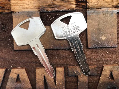 Miniatura 2 de Llaves de encendido para carretilla elevadora Nissan/HEAVYEQUIP NIS X7 KEY00-000X7 (3)