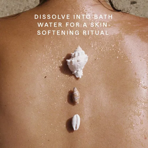 Miniatura 9 de HERBIVORE Coconut Milk Bath Soak Deeply Hydrating + Skin Softening, Soothing Light Coconut Scent, Vegan, Plant-Based