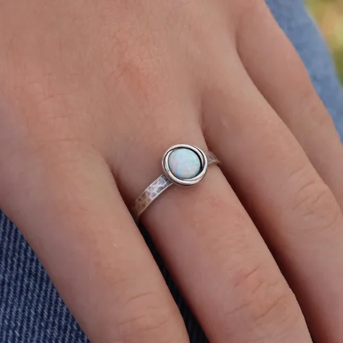 Miniatura 60 de Anillo de plata de ley con piedras preciosas para mujer, anillo apilable de piedra martillada, anillo de piedra natal