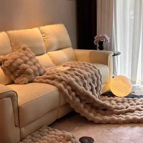 Miniatura 5 de Manta de pelo sintético de felpa de conejo, gruesa y cálida para todas las estaciones, manta peluda suave y mullida para sofá, cama, decorativa Beige