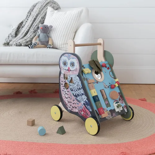 Miniatura 7 de Manhattan Toy Wildwoods Owl - Carrito de madera con clasificador de formas y cesta, ovalado dentado, hilanderos, carrera de cuentas y más mediano