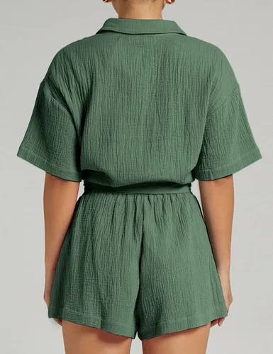 Miniatura 4 de Rousytn Conjunto de 2 piezas para mujer, casual, con botones, media manga, pantalones cortos con cordón, de algodón y lino, conjunto de descanso
