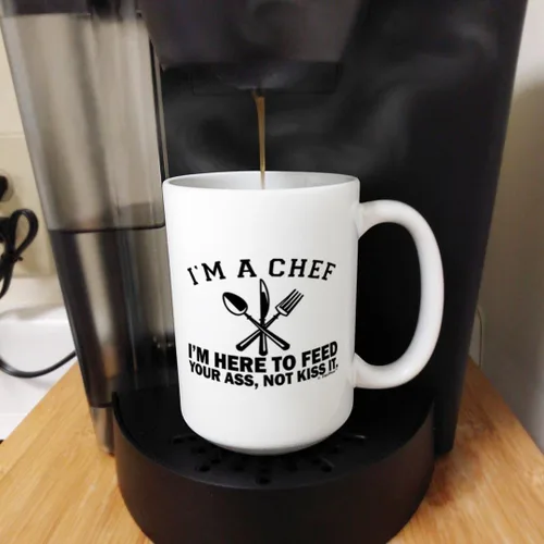 Miniatura 5 de Regalos de chef para mujeres, con texto en inglés "I I'm A Chef Here to Feed Your Ass Not Kiss It" Taza de café de 15 onzas color blanco 15oz