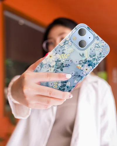Miniatura 8 de SCORPIFY Funda para iPhone 13 con diseño floral de Nemophila azul, bonita funda transparente para teléfono con flores para mujeres y niñas