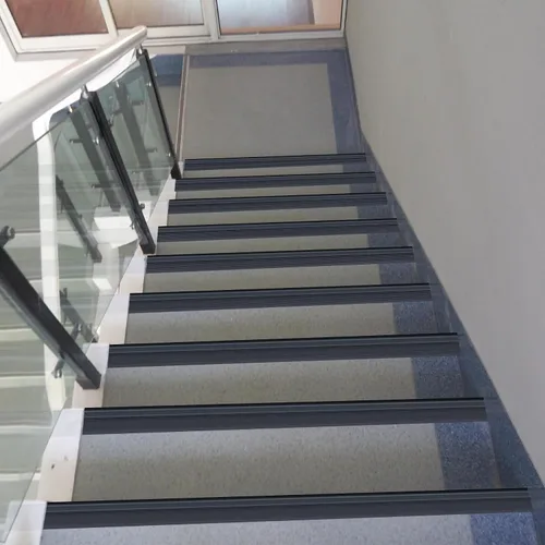 Miniatura 3 de Trimold Vinilo Antideslizante para Borde de Escalera, Paso de Escalera Autoadhesivo Antideslizante, Protector de Borde de Goma Flexible