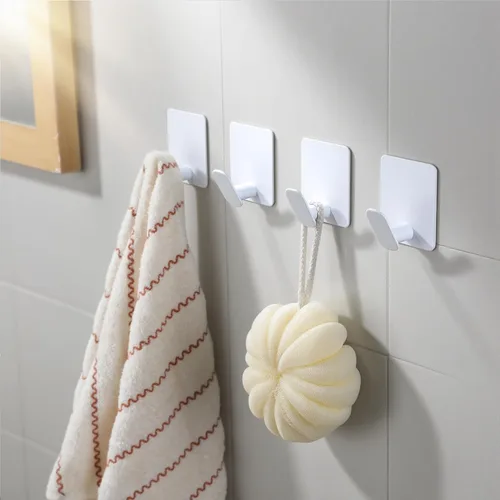 Miniatura 3 de DELITON Paquete de 4 ganchos adhesivos para toallas - Blancos, ganchos autoadhesivos resistentes para pegar en la pared, para colgar batas, abrigos