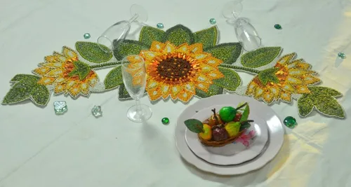Miniatura 5 de Camino de mesa de girasol, camino de mesa con cuentas hecho a mano, adorno de mesa de diseño de 13 x 36 pulgadas