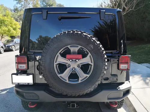 Miniatura 4 de iJDMTOY OE - Conjunto de luz LED estroboscópica con lente roja estilo coche de carreras, con 3ª luz de freno sin base compatible con Jeep Wrangler