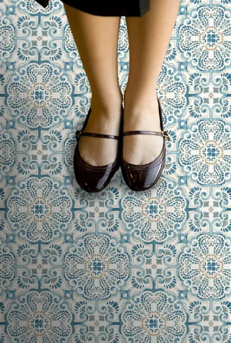 Miniatura 9 de FloorPops FP2477 Fontaine - Azulejos de suelo Peel & Stick, color azul